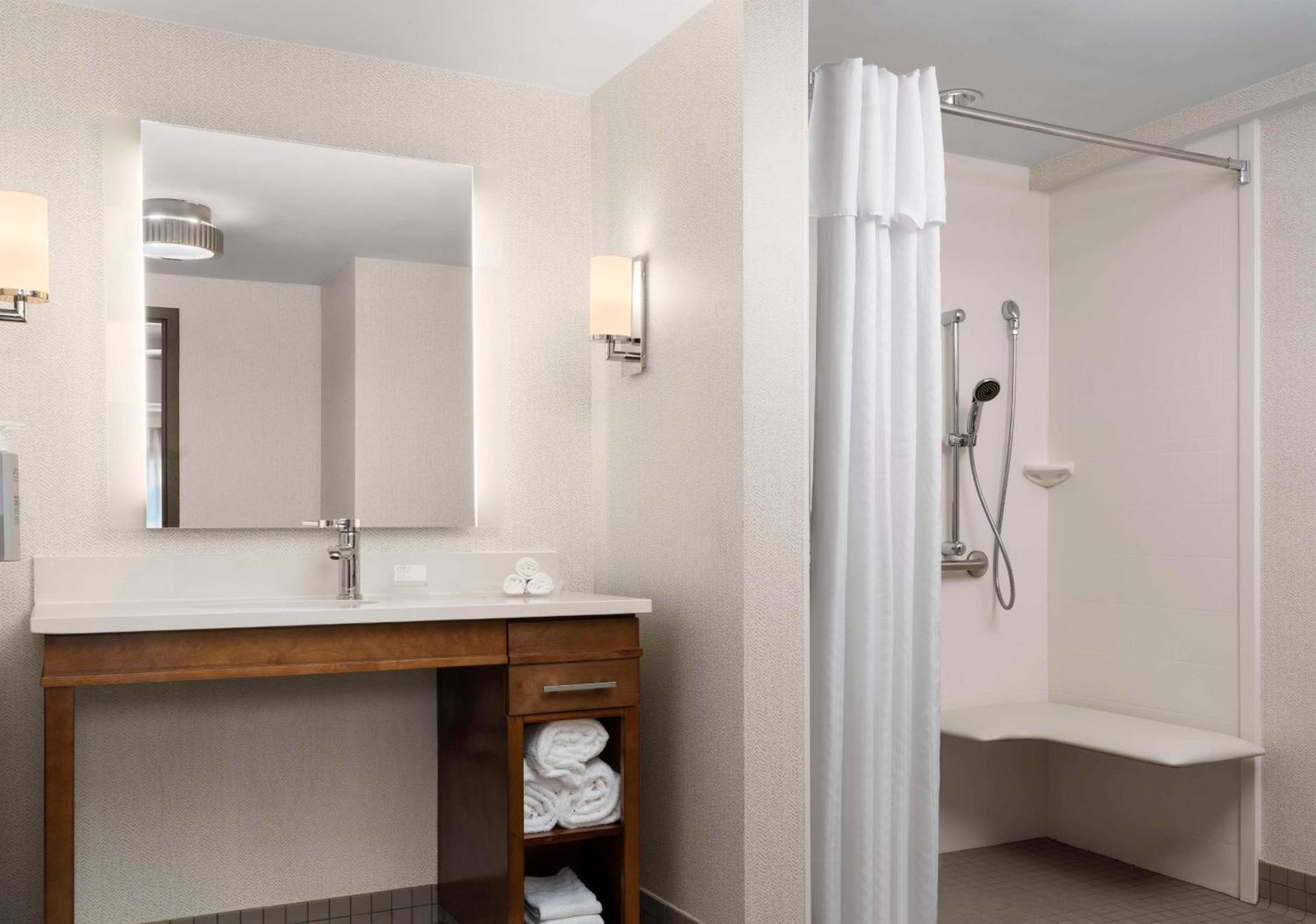 Homewood Suites By Hilton Boston Brookline-Longwood Medical Exterior photo